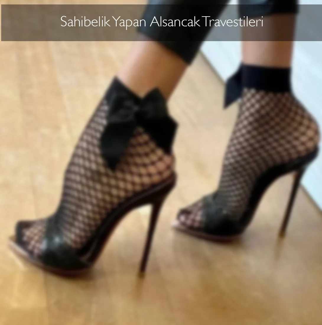 Sahibelik Yapan Alsancak Travestileri